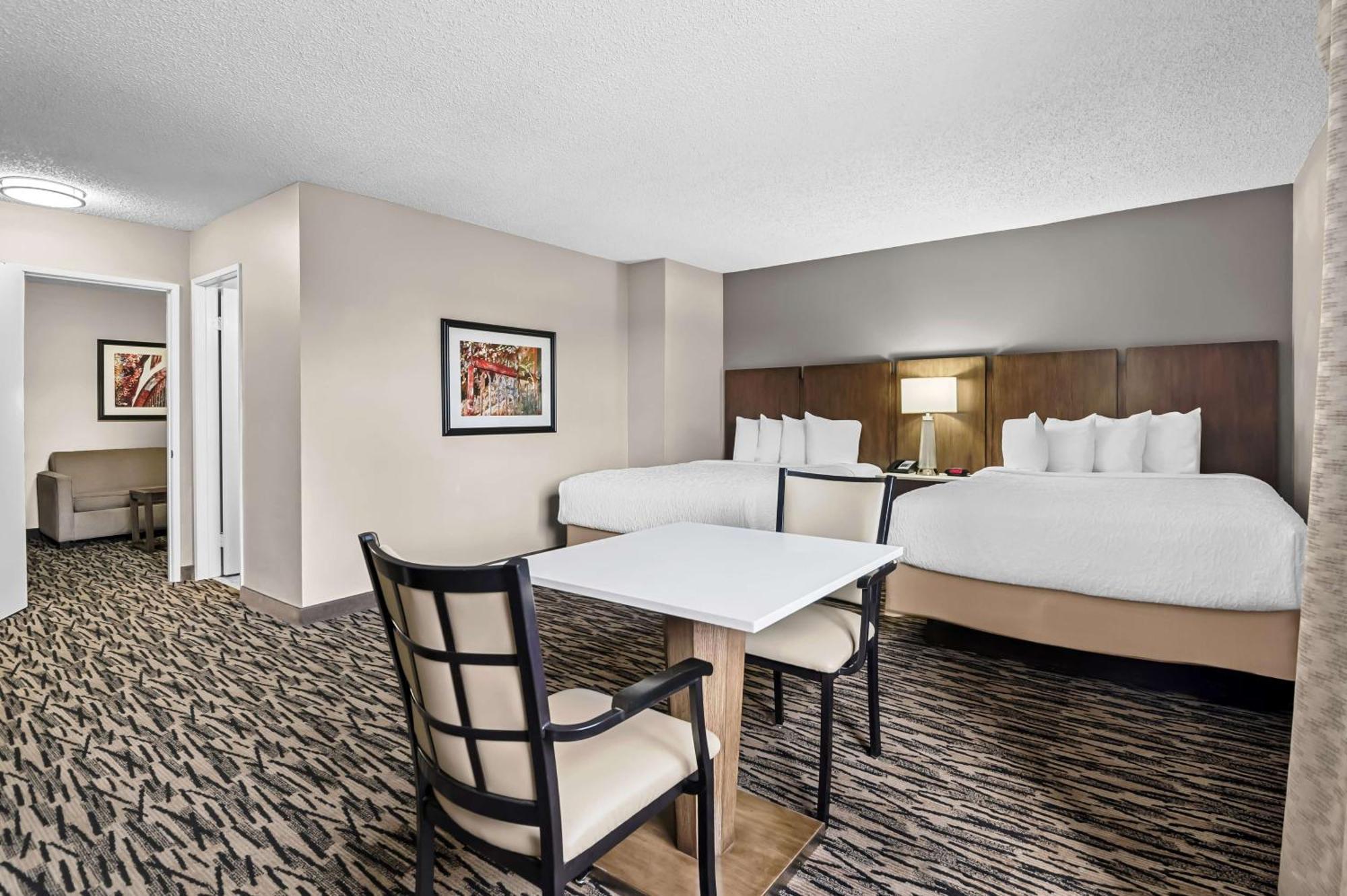 Hotel Western Alamitos & Los Alamitos