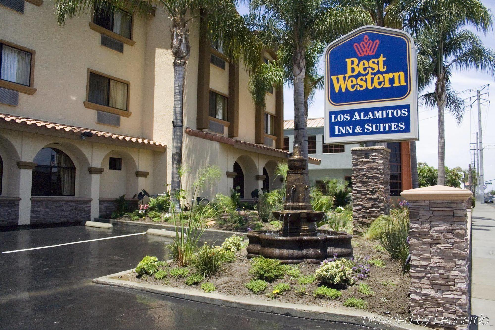 Western Alamitos & Hotel 3*