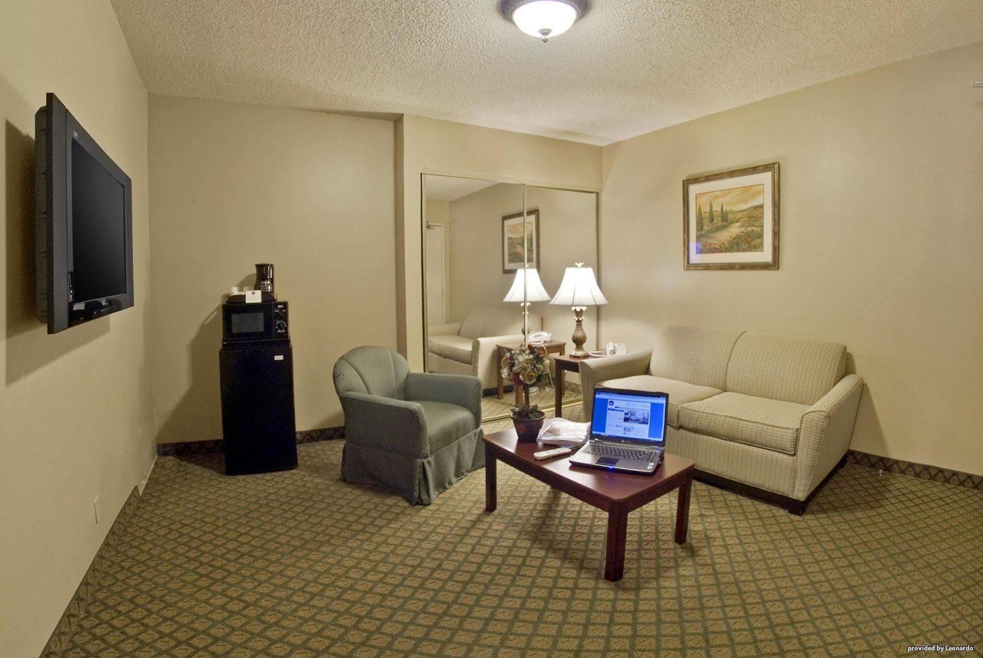 Western Alamitos Inn&suites Hotel Los Alamitos