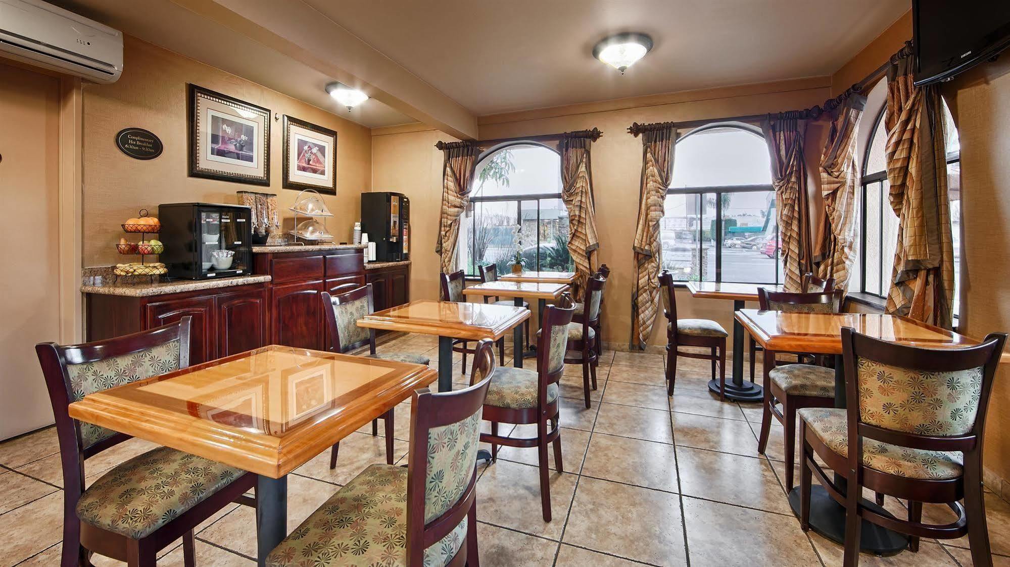 Hotel Western Alamitos Inn&suites 3*